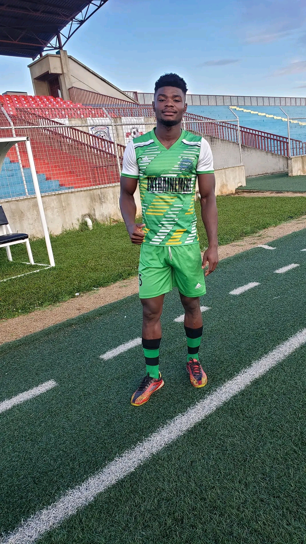  before training FC Mont Bleu 